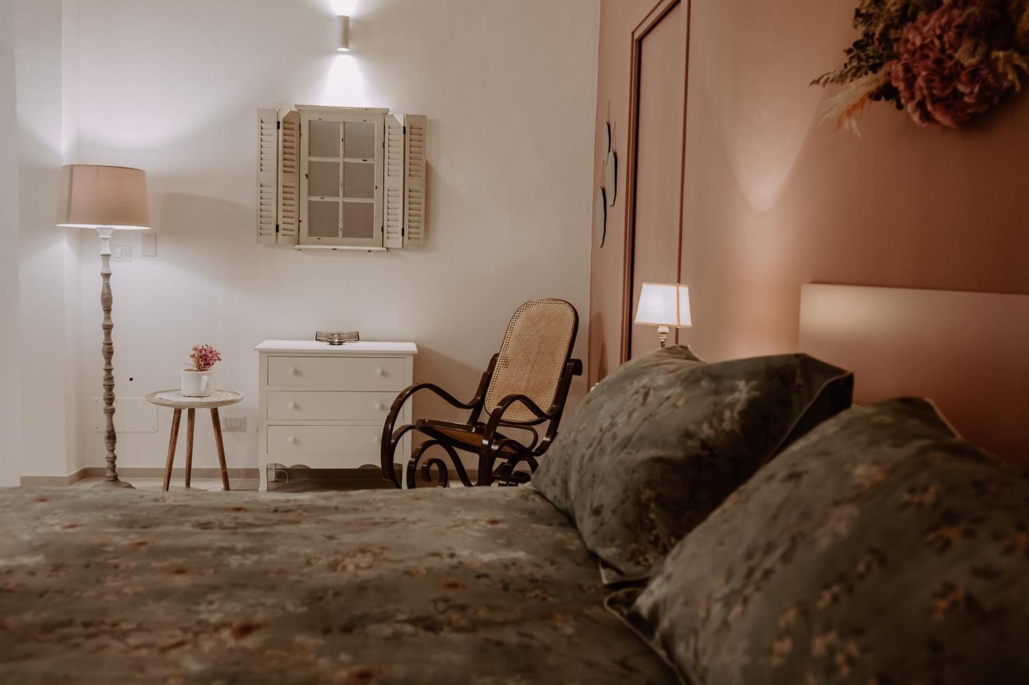 Palazzo Pinto B&B Brindisi Eksteriør billede