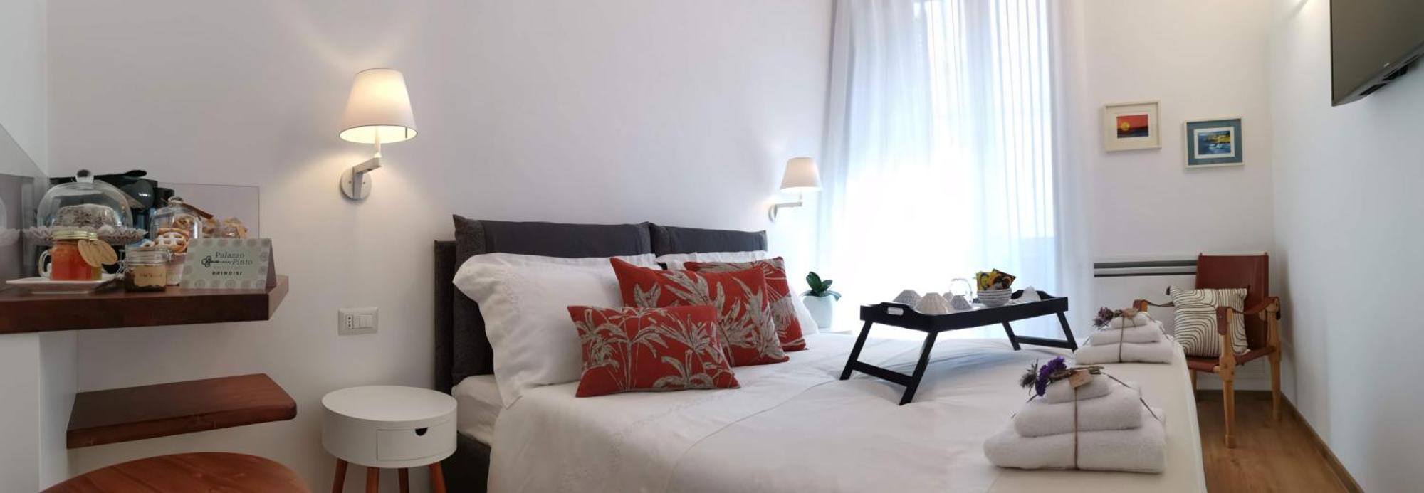 Palazzo Pinto B&B Brindisi Eksteriør billede